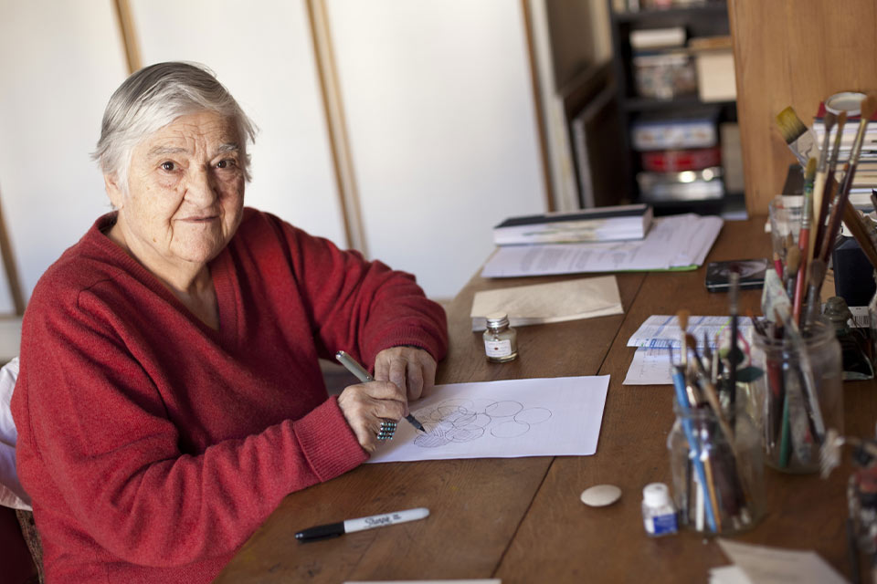 A photograph of Etel Adnan